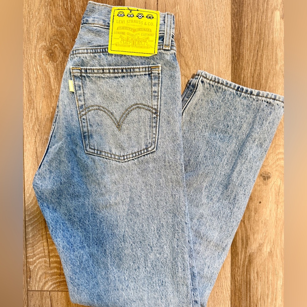 Levi's Women’s Denim Blue Straight Jeans